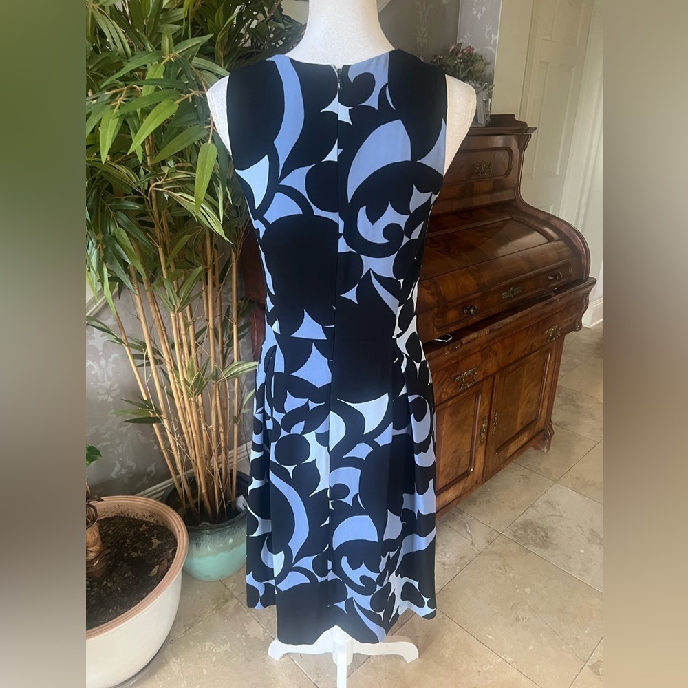 Ann Taylor sleeveless dress V-neck fully lined back zipper size 4T NWOT - Picture 14 of 16